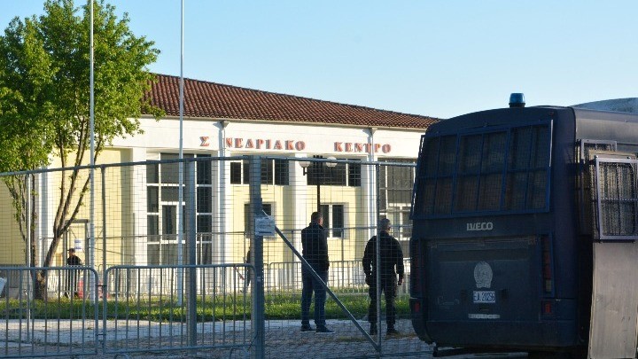 Θα παρίστανται μόνο συγγενείς, τραυματίες και Δημόσιο 